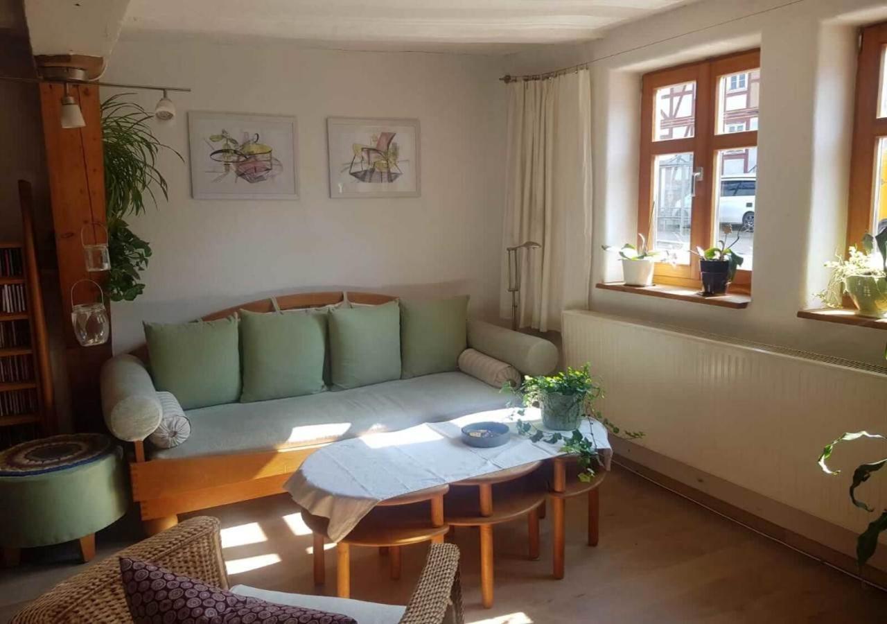 Aeltestes Haus In Quentel - Ferienwohnung 1 Mit Kleinem Garten Hessisch Lichtenau Экстерьер фото