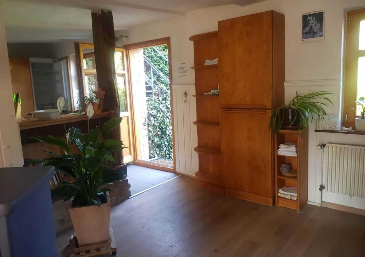 Aeltestes Haus In Quentel - Ferienwohnung 1 Mit Kleinem Garten Hessisch Lichtenau Экстерьер фото